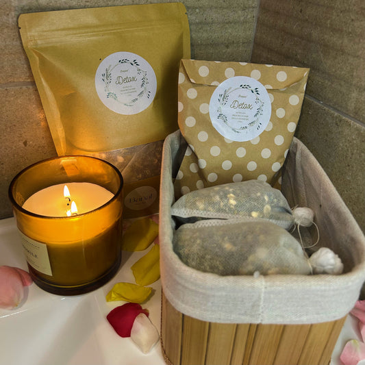 Ručno pravljena kupka sa morskom solju i biljem